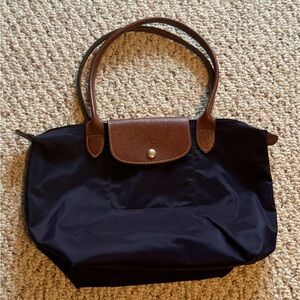 EUC Longchamp shoulder bag